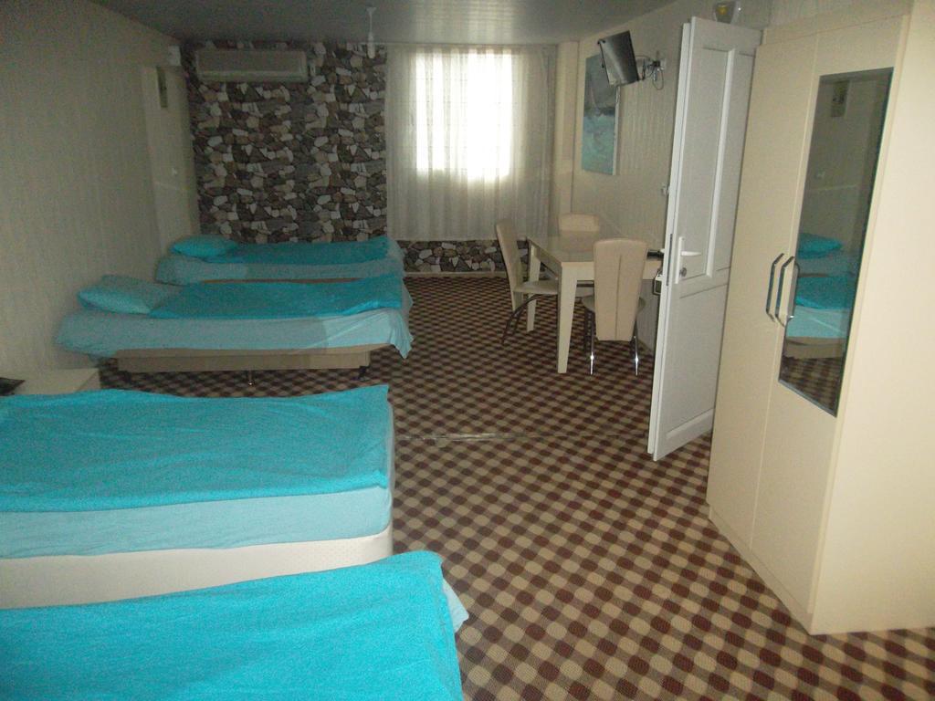 Konak Hotel Mut Exterior photo