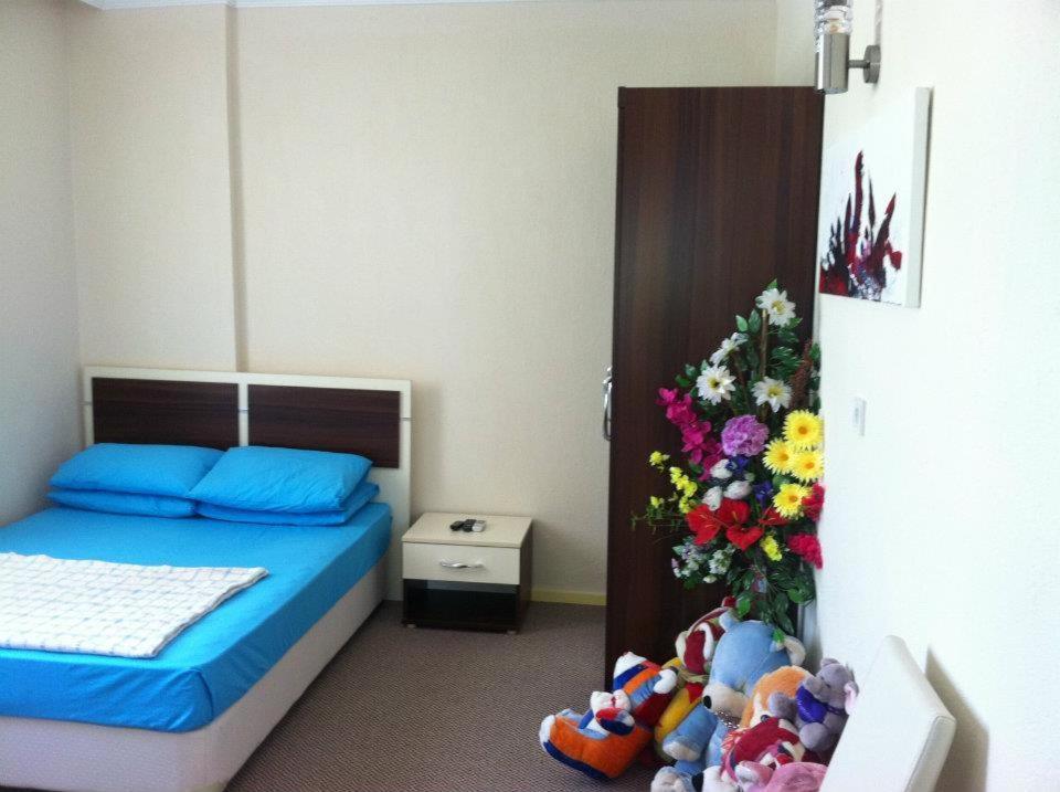 Konak Hotel Mut Exterior photo